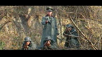 Film porno la munte cu un detinut care fute o politista