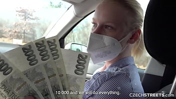 Xxx cu muista foarte pretentioasa