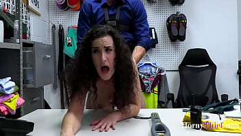 Filme horror subliniate in romana xxx in birou xnxx